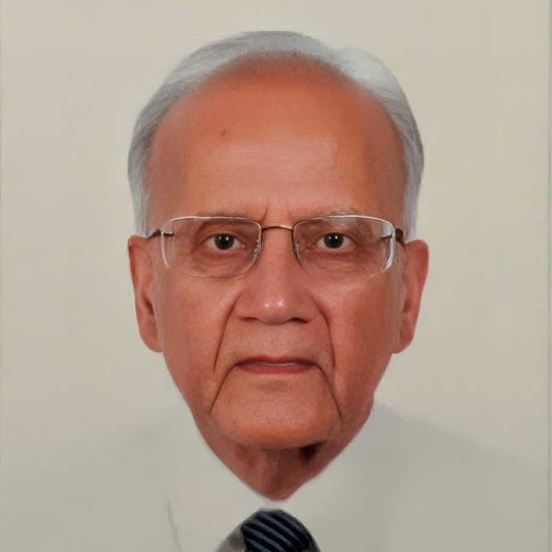 Dr. Javed Arshad, Pediatrician and Neonatologist at MD Health Center, Lahore